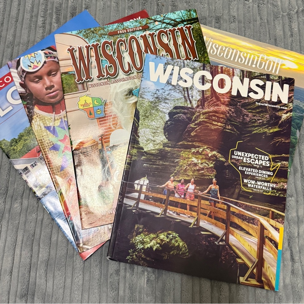 💜 Wisconsin Travel Ephemera Magazines
